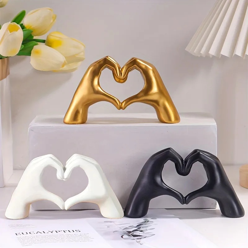 Quiet Luxury Lifestyle - Escultura de Resina em Forma de